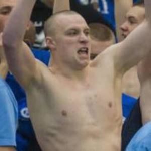 Meet your Posher, Dina